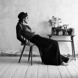 Nilam Farooq