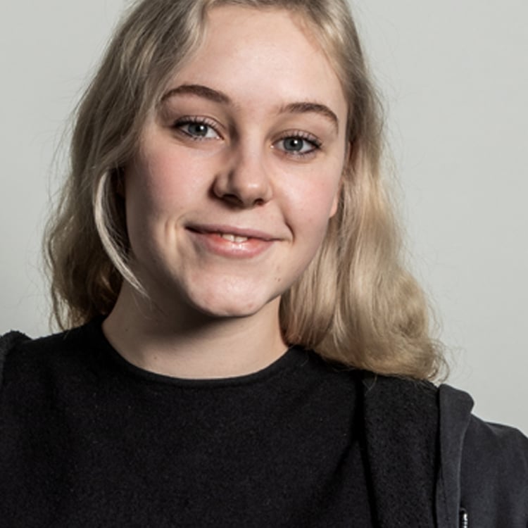 Isis Höffler