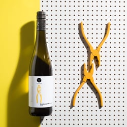 Grape Garage 32a – Wein Packaging Design & Branding von Yummy Stories