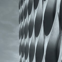 48968149136 c3c1701144 k