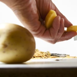 Kartoffeln schäle