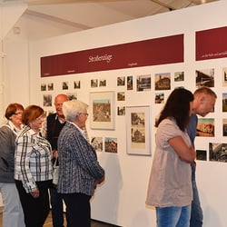 Postkartenausstellung in der Dr. Carl Dörken Galerie