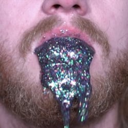 Glitzer ohne Ton (Still aus Videoperformance)