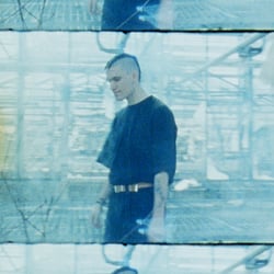 lonelywalk-liegmitmir-Still 16