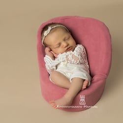 Newborn3