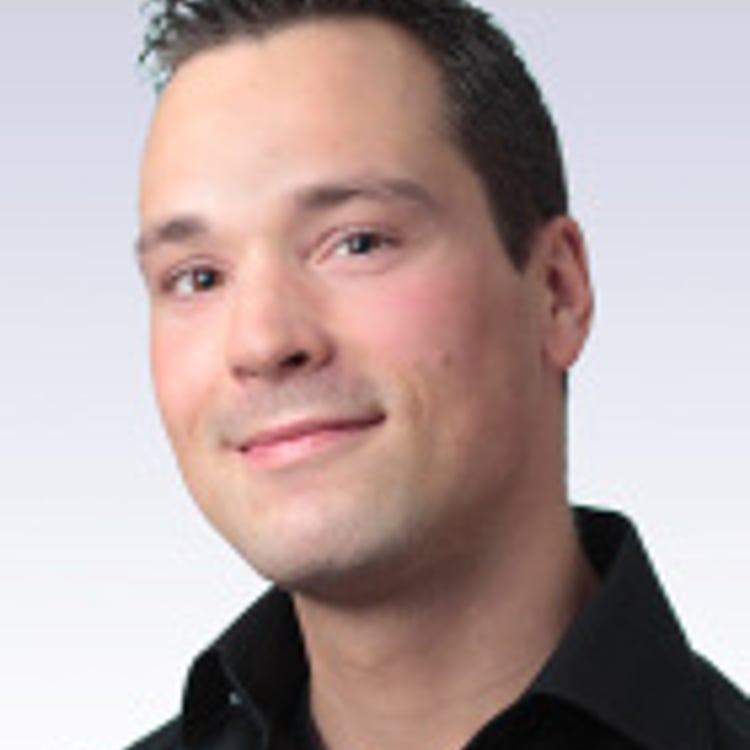 Dennis Hölscher