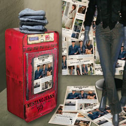 POS Mustang Jeans Newsbox Window Display