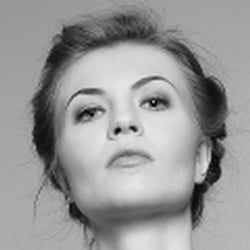 photo: caroline kriechel, model: nasha s, mua: hjørdis supplieth