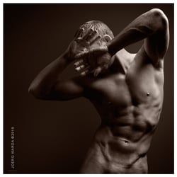 Fragile Series 02