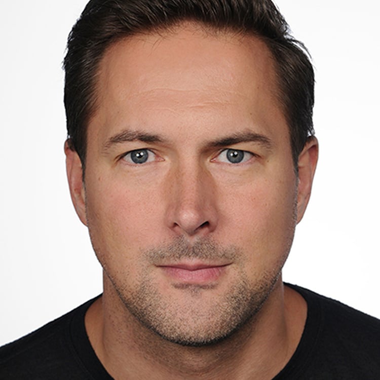 Tim Lötzerich