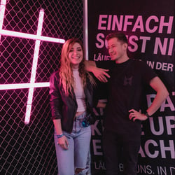 @annitheduck und @IZZI Telekom Magenta eTrophy
