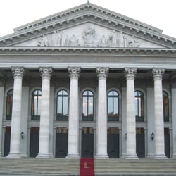 ansicht oper + armani
