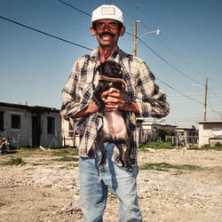 Der Mann mit Hund