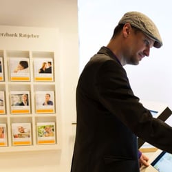 Ratenkredit Quiz App / Info Terminal für Flagship-Filiale