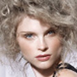 Make-up and Hair : Dagmar Schwarz