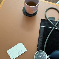 Visitenkarten 3 – Corporate Design für Arztpraxis am Gemeindepark