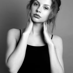 Photo: sophie daum, model: katrin, @pma, mua: hjørdis supplieth