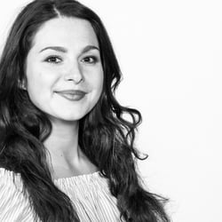 Antonia, Schauspielerin