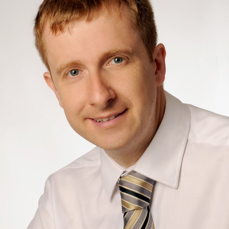Ian Dennis