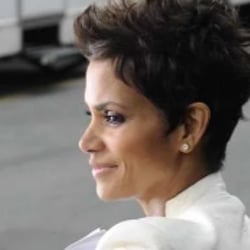 Kreation TV Spot „Deichmann, 5th Avenue“ (mit Halle Berry) I Mehr unter sarahloewe.carbonmade.com