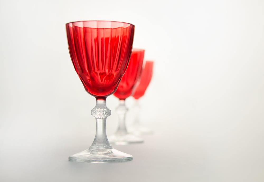 Rote Likörgläser