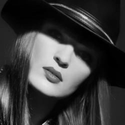Portrait Luisa Neumann