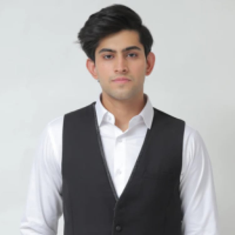 Dr Naeem
