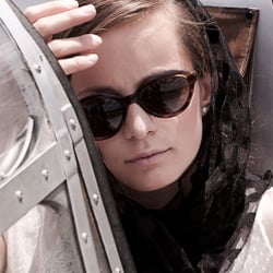Nerina Airplane 02