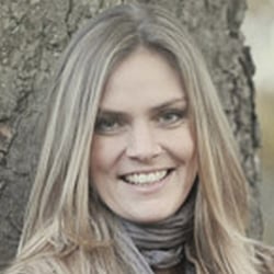 Julia Scharf