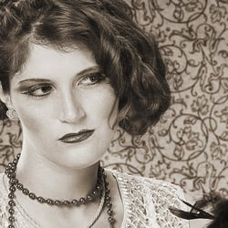 20er Jahre Shooting Fotograf*Blendwerk Freiburg* Modell *Jaye*
