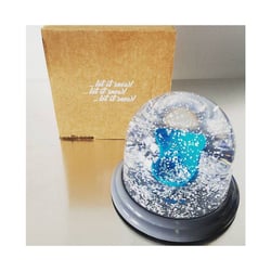 Verpackungsdesign für die Motel One Schneekugel