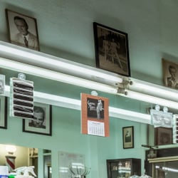 Sweeney Todd’s Barber Shop, Los Angeles