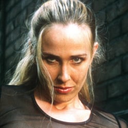 sonja-uhr2-24×36-1000px