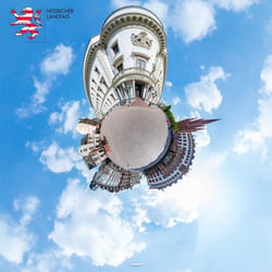 Little Planet Stadtschloss in Wiesbaden