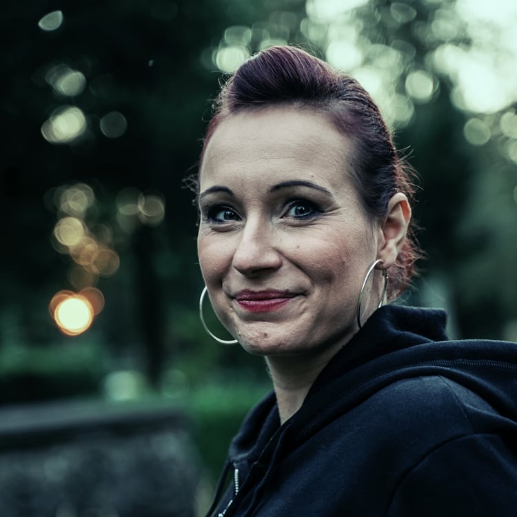 Claudia Hrzán