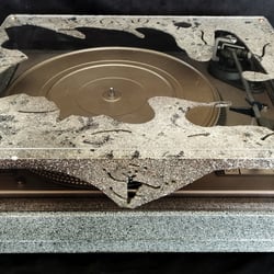 Turntable / Plattenspieler ‚The dancing Gost of the Sea‘ l
