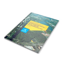 Nach vorgegebenen CI-Manual: Umsetzung und RZ Broschüre für ein IBA-Bauprojekt