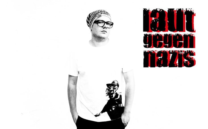 Dejan Tolo Laut gegen Nazis, T-Shirt, Schreihals