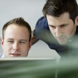 Marc Dietenmeier fotografiert für Vector Fahrzeugsoftware GmbH Stuttgart