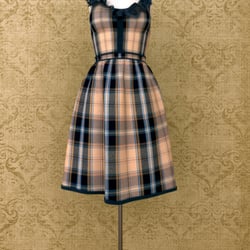 Das Kleid „French Style“.  Erstellt mit Marvelous Designer, Mudbox, 3ds Max, Vray, Photoshop