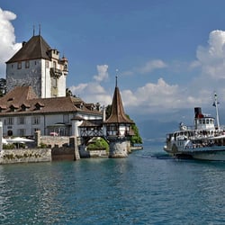 Schloss Oberhofen am Thunersee