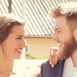 5D4 2890−1 facebook
