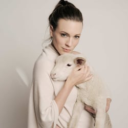 natürliches MakeUp and Styling für Naturkosmetik