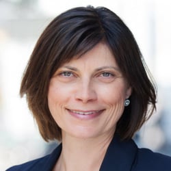 BUSINESS PORTRAIT GESCHAEFTSFRAU