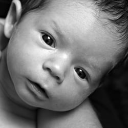 baby portrait, still bild, schwarzweiss foto