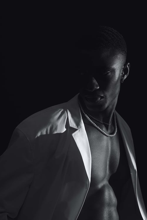 CD, Shooting Concept, Styling: Michael Meise, Photography: Oliver Moscher, Model: Fiifi A. Sarpong M4 Models