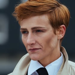 Make-up zum Thema boyish androgynous