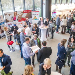 DSLK – Teilnehmer in der hauseigenen Messe