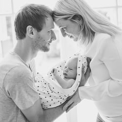 Newborn-Klitzeklein-Fotografin-Simone-Bauer