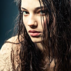 Yvonne 03